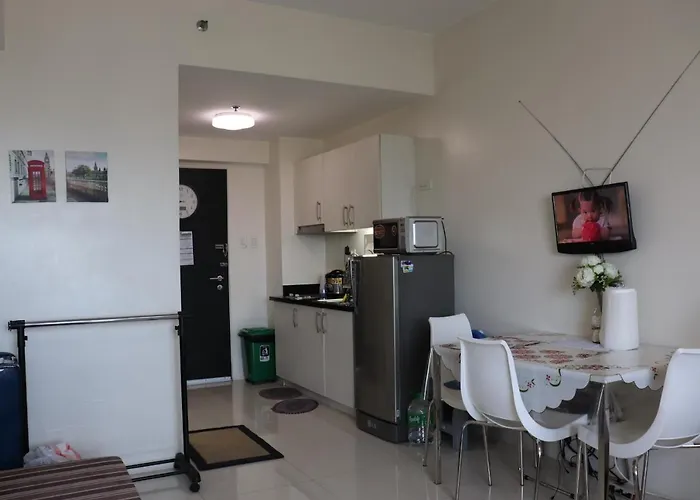 Luxury Condo-princeton Residence-new Quezon City-fast Wi-fi150mbps Apartment